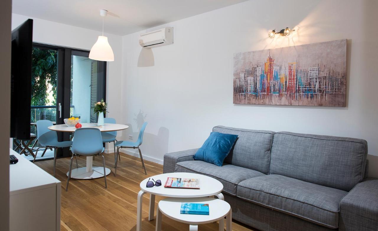 Apartment Svea - Free Parking Дубровник Екстер'єр фото